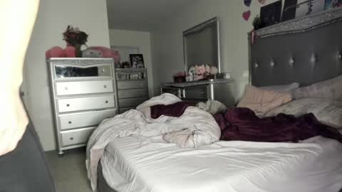 Pinkkitty online show from 18, 2, 2025