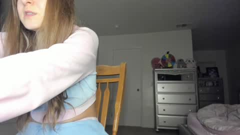 Pinkkitty online show from 4, 3, 2025