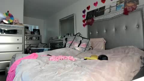 Pinkkitty online show from 13, 2, 2026