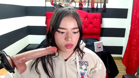 Snapshot of marian_ran_ chatting on 4, 12, 2024 Marian online show from 4, 12, 2024