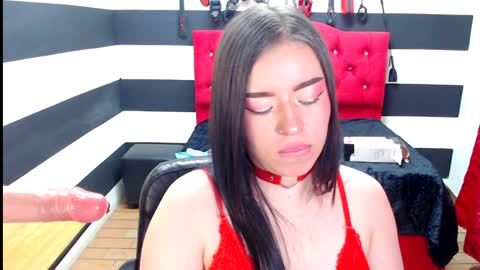 Snapshot of marian_ran_ chatting on 7, 1, 2025 Marian online show from 7, 1, 2025