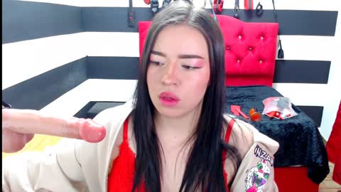 Snapshot of marian_ran_ chatting on 7, 1, 2025 Marian online show from 7, 1, 2025