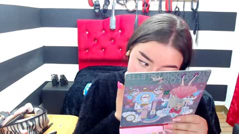 Snapshot of marian_ran_ chatting on 14, 1, 2025 Marian online show from 14, 1, 2025