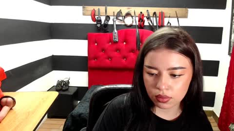 Snapshot of marian_ran_ chatting on 3, 2, 2025 Marian online show from 3, 2, 2025