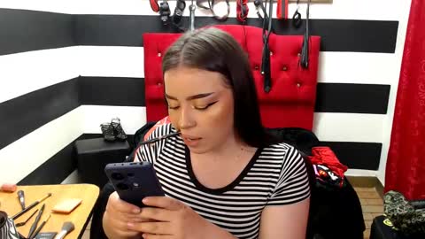 Snapshot of marian_ran_ chatting on 10, 2, 2025 Marian online show from 10, 2, 2025