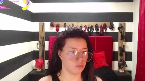 Snapshot of marian_ran_ chatting on 16, 9, 2025 Marian online show from 16, 9, 2025