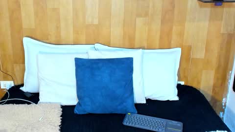 Mariana Angel online show from 23, 10, 2025