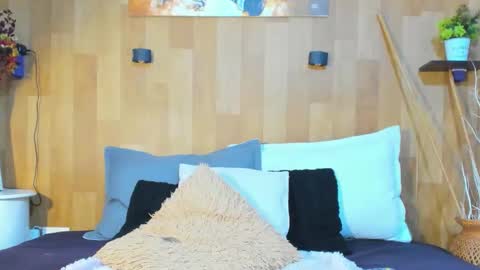 Mariana Angel online show from 25, 2, 2026