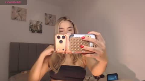 Mariana online show from 12, 6, 2026