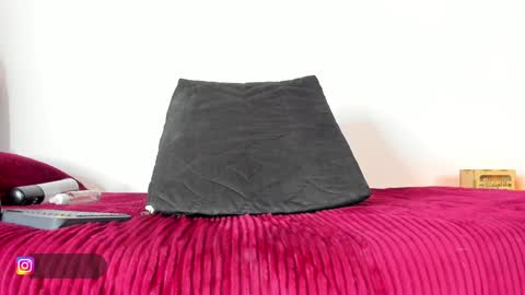 Mariana Preciado online show from 8, 2, 2025