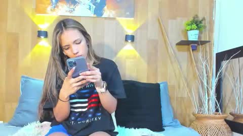 Mariana Angel online show from 2, 3, 2026