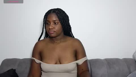 marianaee online show from 20, 10, 2025