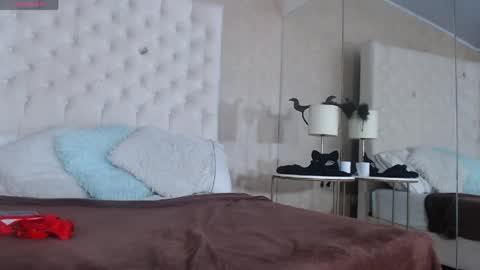 Snapshot of mariangel_bigboobs chatting on 3, 6, 2026 la crespa x online show from 3, 6, 2026
