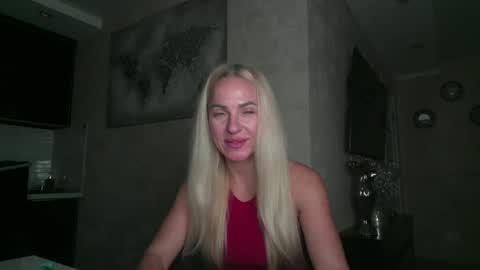 Snapshot of marianna1977 chatting on 26, 10, 2025 marianna1977 online show from 26, 10, 2025