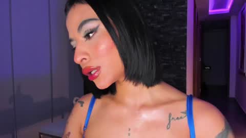 M A R I A N E online show from 8, 5, 2026