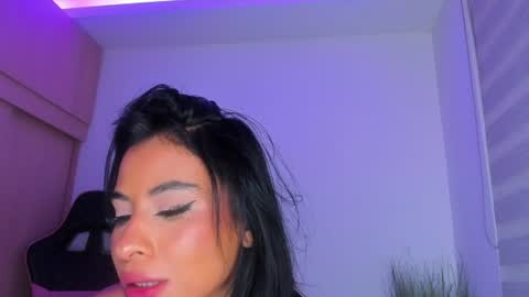 Snapshot of marianne__ chatting on 27, 6, 2026 M A R I A N E online show from 27, 6, 2026