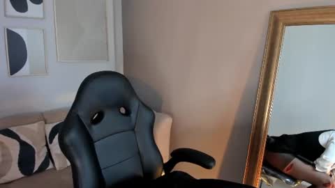 marie_bass online show from 25, 6, 2026