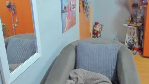 Marie   online show from 4, 1, 2025