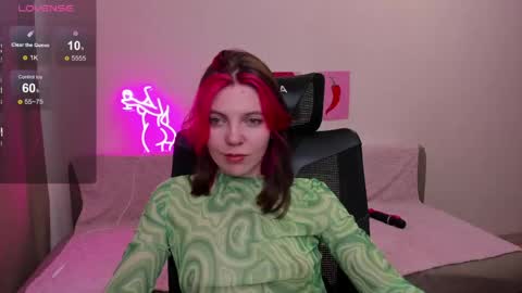Snapshot of marie_reyess chatting on 7, 5, 2026 Marie 3 online show from 7, 5, 2026
