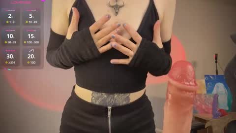 Mariel Gold online show from 12, 3, 2025