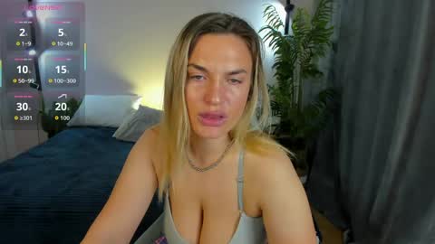 Snapshot of mariel_lie chatting on 27, 5, 2026 Mariel online show from 27, 5, 2026
