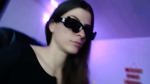 Mariie online show from 8, 2, 2025