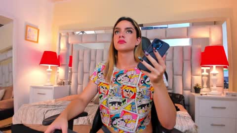 mariiahneedles online show from 31, 12, 2024