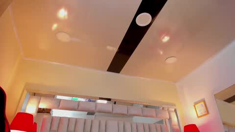 mariiahneedles online show from 14, 2, 2025