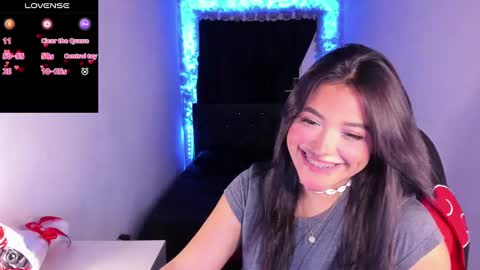 Mariana Hasper online show from 11, 3, 2025