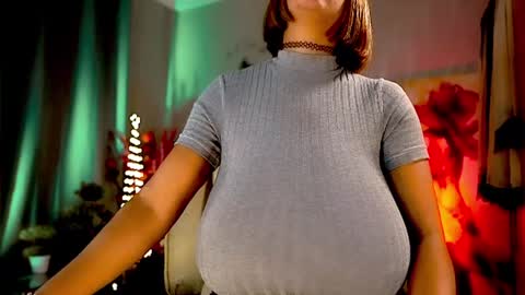 Snapshot of mariicha chatting on 4, 2, 2025 Nikita - Scroll down and read my bio please. New Pictures in Bio online show from 4, 2, 2025