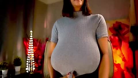 Nikita - Scroll down and read my bio please. New Pictures in Bio online show from 27, 7, 2026