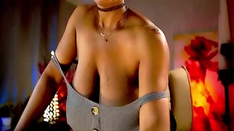 Nikita - Scroll down and read my bio please. New Pictures in Bio online show from 4, 8, 2026