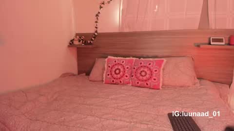 Snapshot of marijaneh chatting on 1, 11, 2025 Luna Dulk online show from 1, 11, 2025