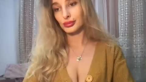 Snapshot of marilyndevilish chatting on 26, 12, 2024 MarilynDevilish online show from 26, 12, 2024