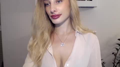 Snapshot of marilyndevilish chatting on 16, 1, 2025 MarilynDevilish online show from 16, 1, 2025