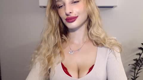 Snapshot of marilyndevilish chatting on 27, 1, 2025 MarilynDevilish online show from 27, 1, 2025