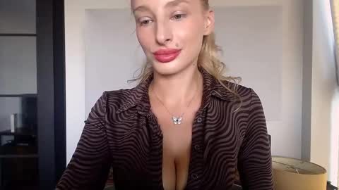 Snapshot of marilyndevilish chatting on 11, 9, 2025 MarilynDevilish online show from 11, 9, 2025