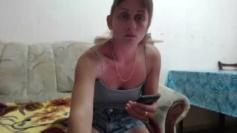 Snapshot of marina1995d chatting on 15, 6, 2026 FOREVER YOURS online show from 15, 6, 2026