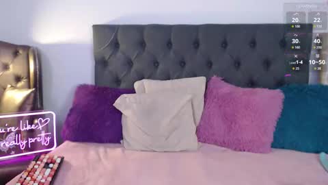 Paula Maria online show from 9, 5, 2026