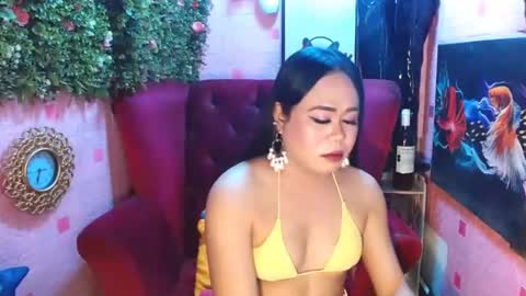 LEAH online show from 5, 3, 2025