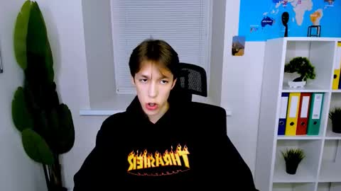 Mark online show from 5, 10, 2025