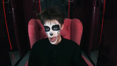 Mark online show from 31, 10, 2025