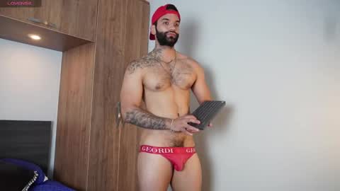 Mark online show from 8, 9, 2025