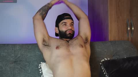 Mark online show from 28, 10, 2025