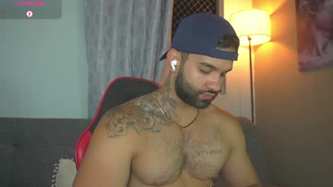 Snapshot of mark_hazze chatting on 5, 7, 2026 Mark online show from 5, 7, 2026