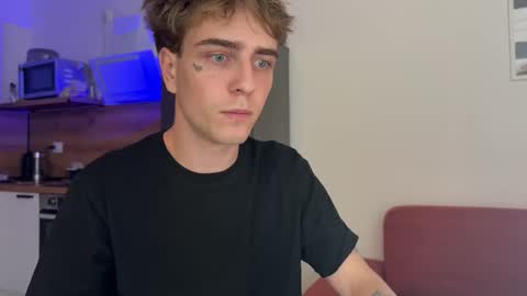 Snapshot of mark_lovrov chatting on 8, 10, 2025 Mark 3 online show from 8, 10, 2025