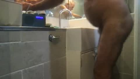 marklondonguy2023 online show from 13, 10, 2025