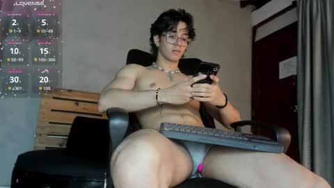 Snapshot of markuss___ chatting on 17, 10, 2025 markuss___ online show from 17, 10, 2025