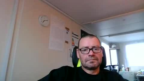 markyhowudoin online show from 2, 11, 2025