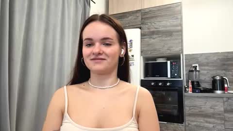 Maja online show from 12, 10, 2025